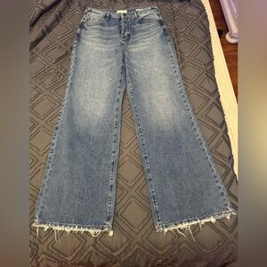 Cleo + Wolf High Rise Loose jeans SIZE: w28/ L32